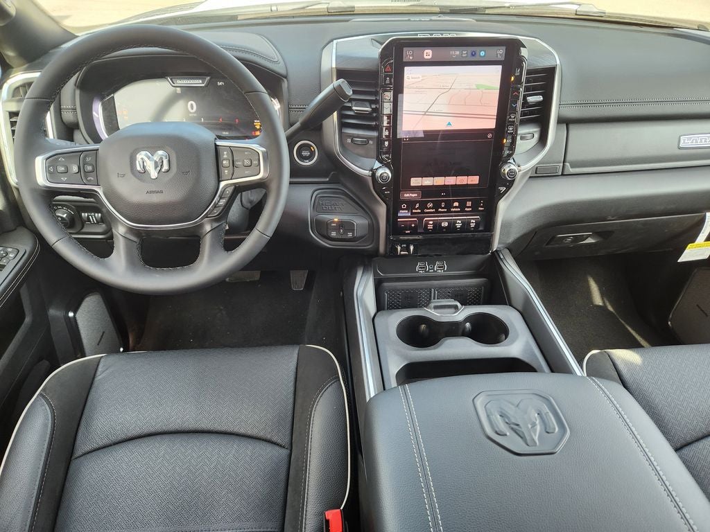 2026 RAM 3500 RAM 3500 LARAMIE CREW CAB 4X4 8' BOX