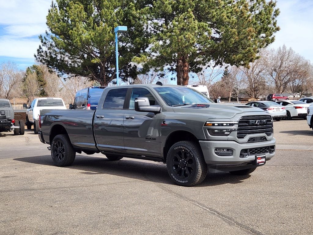 2026 RAM 3500 RAM 3500 LARAMIE CREW CAB 4X4 8' BOX