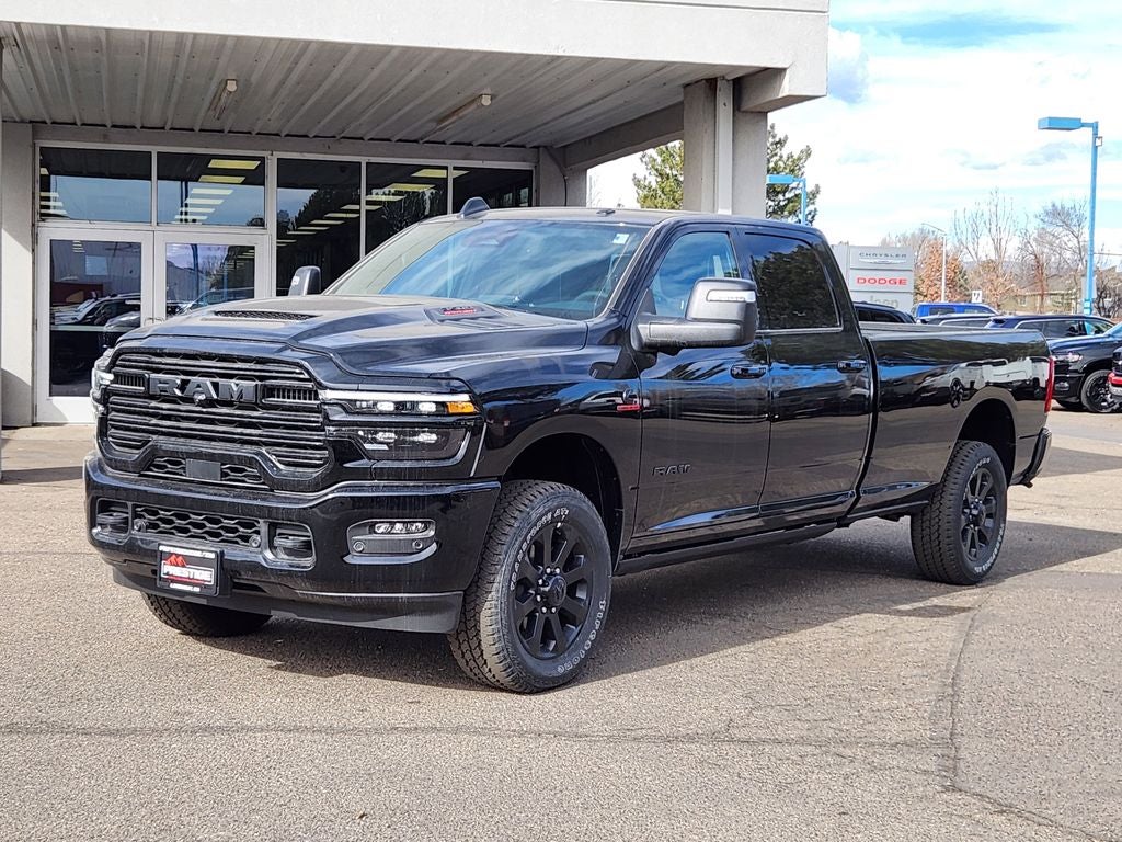 2026 RAM 3500 RAM 3500 LARAMIE CREW CAB 4X4 8' BOX