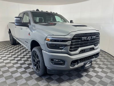 2026 RAM 3500 RAM 3500 LARAMIE CREW CAB 4X4 8' BOX
