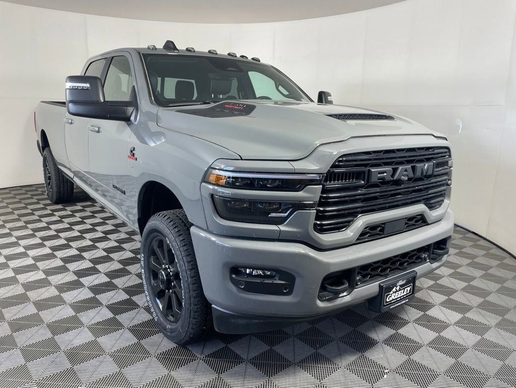 2026 RAM 3500 RAM 3500 LARAMIE CREW CAB 4X4 8' BOX