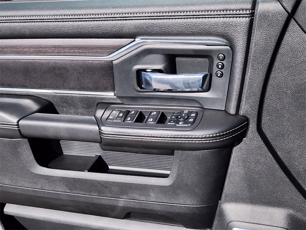 2026 RAM 3500 RAM 3500 LARAMIE MEGA CAB 4X4 6'4' BOX