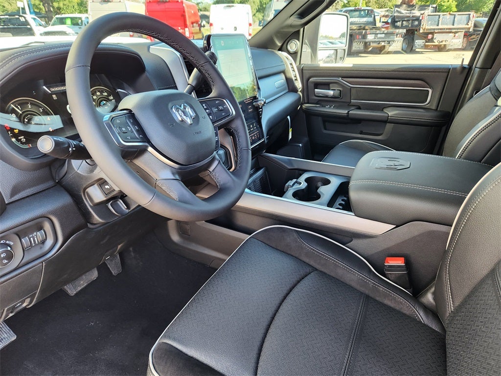 2026 RAM 3500 RAM 3500 LARAMIE MEGA CAB 4X4 6'4' BOX