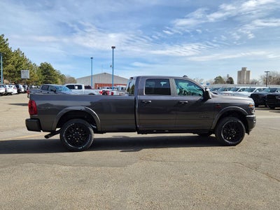 2026 RAM 3500 RAM 3500 LIMITED CREW CAB 4X4 8' BOX