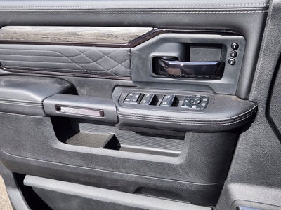 2026 RAM 3500 RAM 3500 LIMITED CREW CAB 4X4 8' BOX