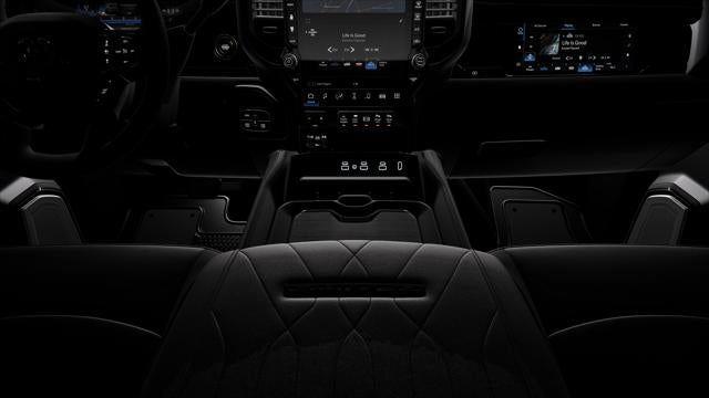 2026 RAM 3500 RAM 3500 LIMITED CREW CAB 4X4 8' BOX