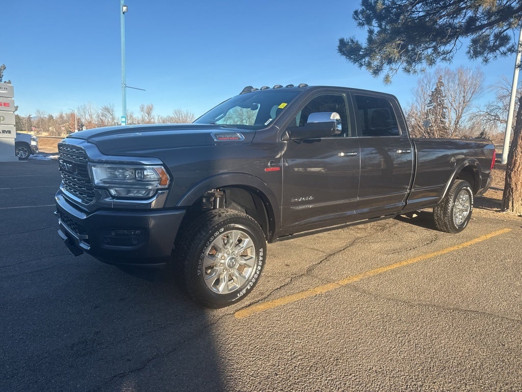 2019 RAM 3500 Limited Crew Cab 4x4 8' Box