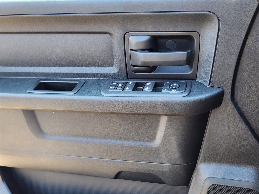 2025 RAM 2500 RAM 2500 TRADESMAN CREW CAB 4X4 6'4' BOX