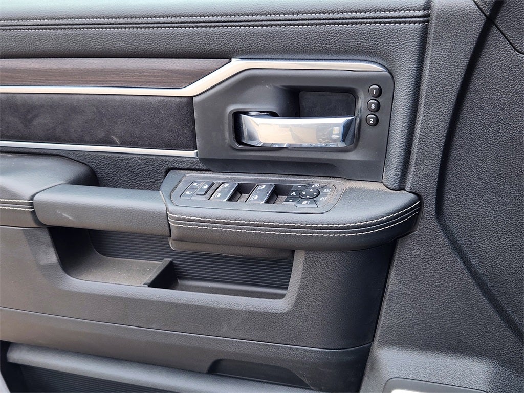 2025 RAM 2500 RAM 2500 LARAMIE CREW CAB 4X4 6'4' BOX