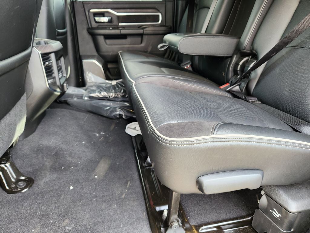 2026 RAM 2500 RAM 2500 LARAMIE MEGA CAB 4X4 6'4' BOX