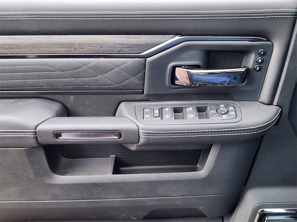 2026 RAM 2500 RAM 2500 LIMITED CREW CAB 4X4 6'4' BOX