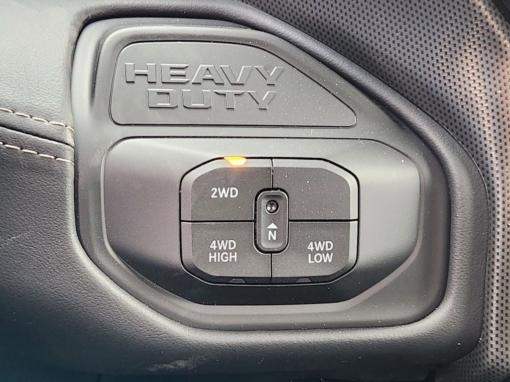 2026 RAM 2500 RAM 2500 LIMITED MEGA CAB 4X4 6'4' BOX