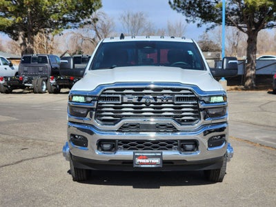 2026 RAM 3500 RAM 3500 TRADESMAN CREW CAB 4X4 8' BOX
