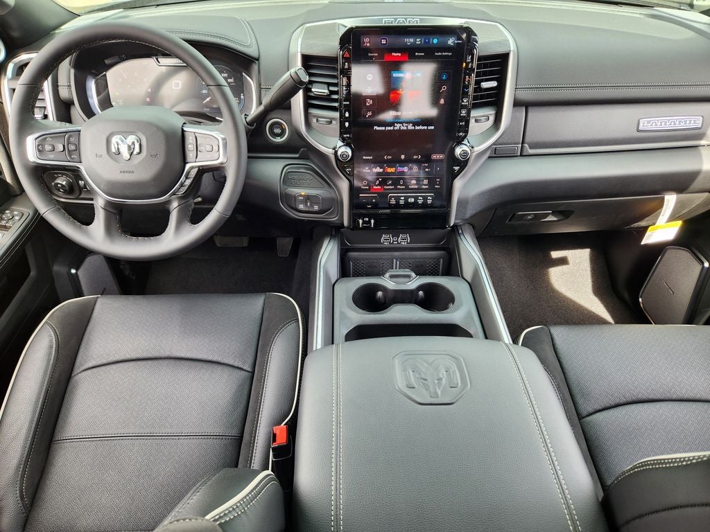 2026 RAM 3500 RAM 3500 LARAMIE CREW CAB 4X4 8' BOX