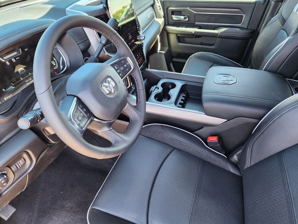 2026 RAM 3500 RAM 3500 LARAMIE CREW CAB 4X4 8' BOX