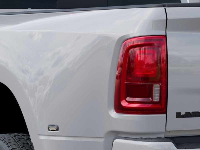 2026 RAM 3500 RAM 3500 LARAMIE CREW CAB 4X4 8' BOX