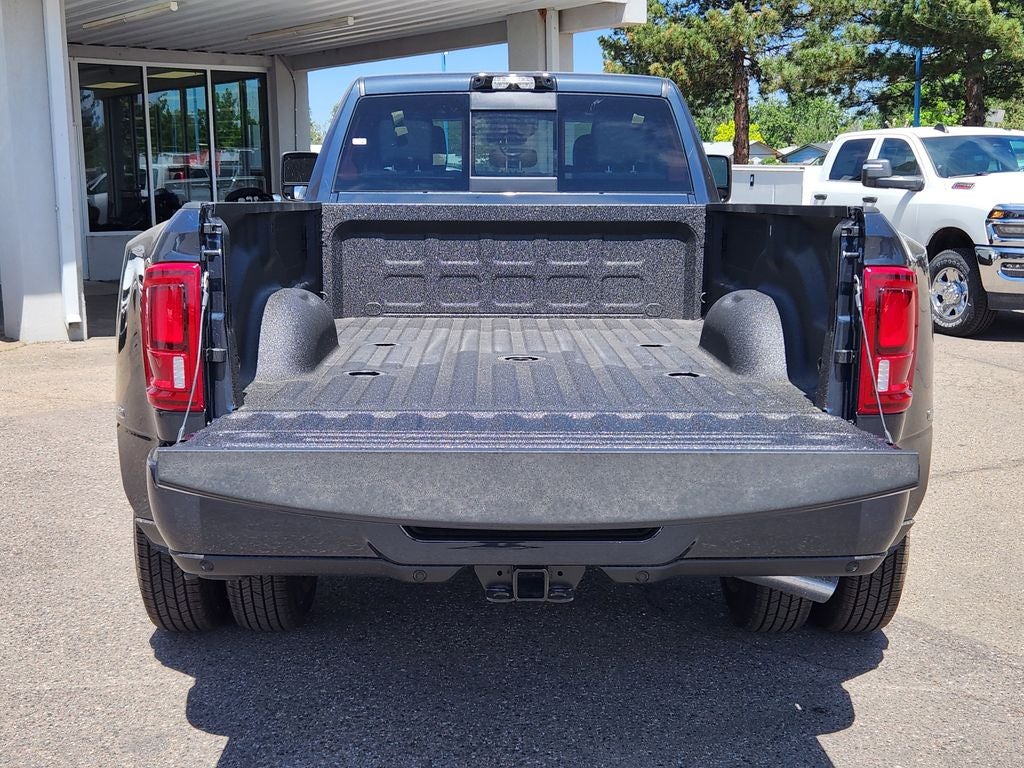 2026 RAM 3500 RAM 3500 LARAMIE CREW CAB 4X4 8' BOX