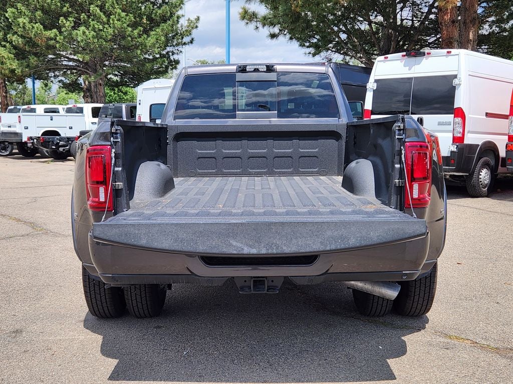 2026 RAM 3500 RAM 3500 LIMITED CREW CAB 4X4 8' BOX