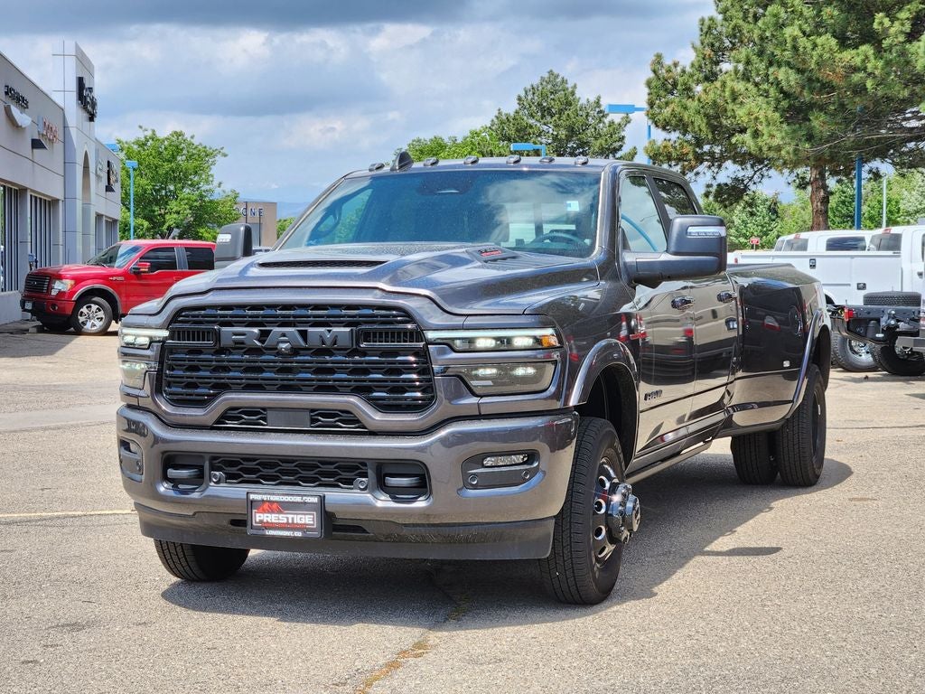 2026 RAM 3500 RAM 3500 LIMITED CREW CAB 4X4 8' BOX