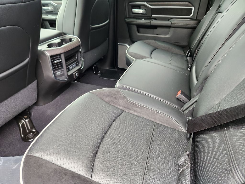 2026 RAM 2500 RAM 2500 LARAMIE CREW CAB 4X4 6'4' BOX