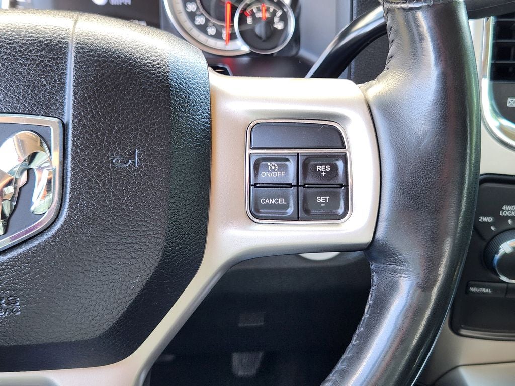 2017 RAM 2500 Laramie Crew Cab 4x4 6'4' Box