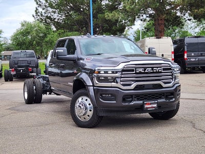2026 RAM 5500 Chassis Cab RAM 5500 BIG HORN CHASSIS CREW CAB 4X4 84' CA