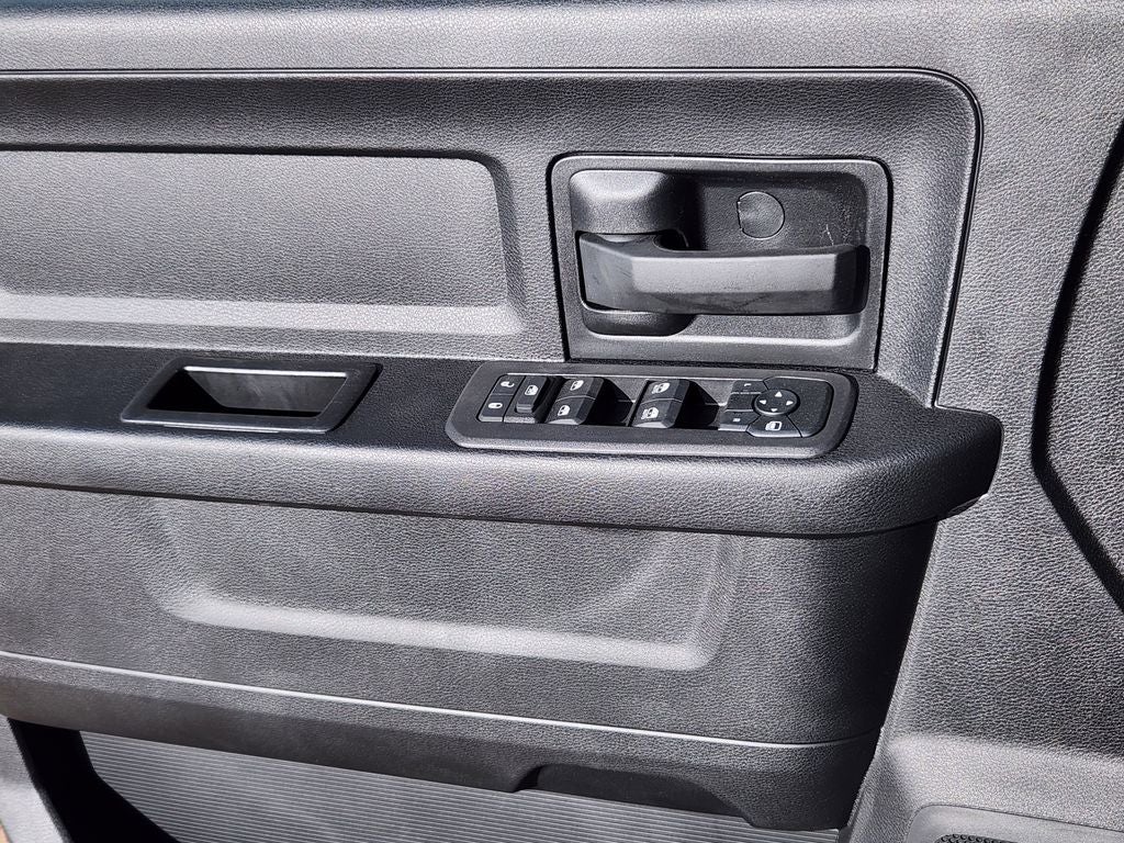 2026 RAM 5500 Chassis Cab RAM 5500 TRADESMAN CHASSIS CREW CAB 4X4 84' CA