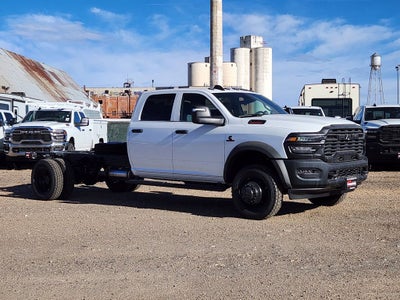 2026 RAM 5500 Chassis Cab RAM 5500 TRADESMAN CHASSIS CREW CAB 4X4 84' CA