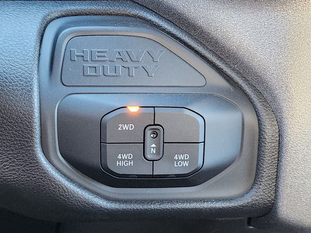 2026 RAM 5500 Chassis Cab RAM 5500 TRADESMAN CHASSIS CREW CAB 4X4 84' CA