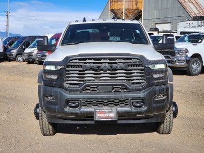 2026 RAM 5500 Chassis Cab RAM 5500 TRADESMAN CHASSIS CREW CAB 4X4 84' CA