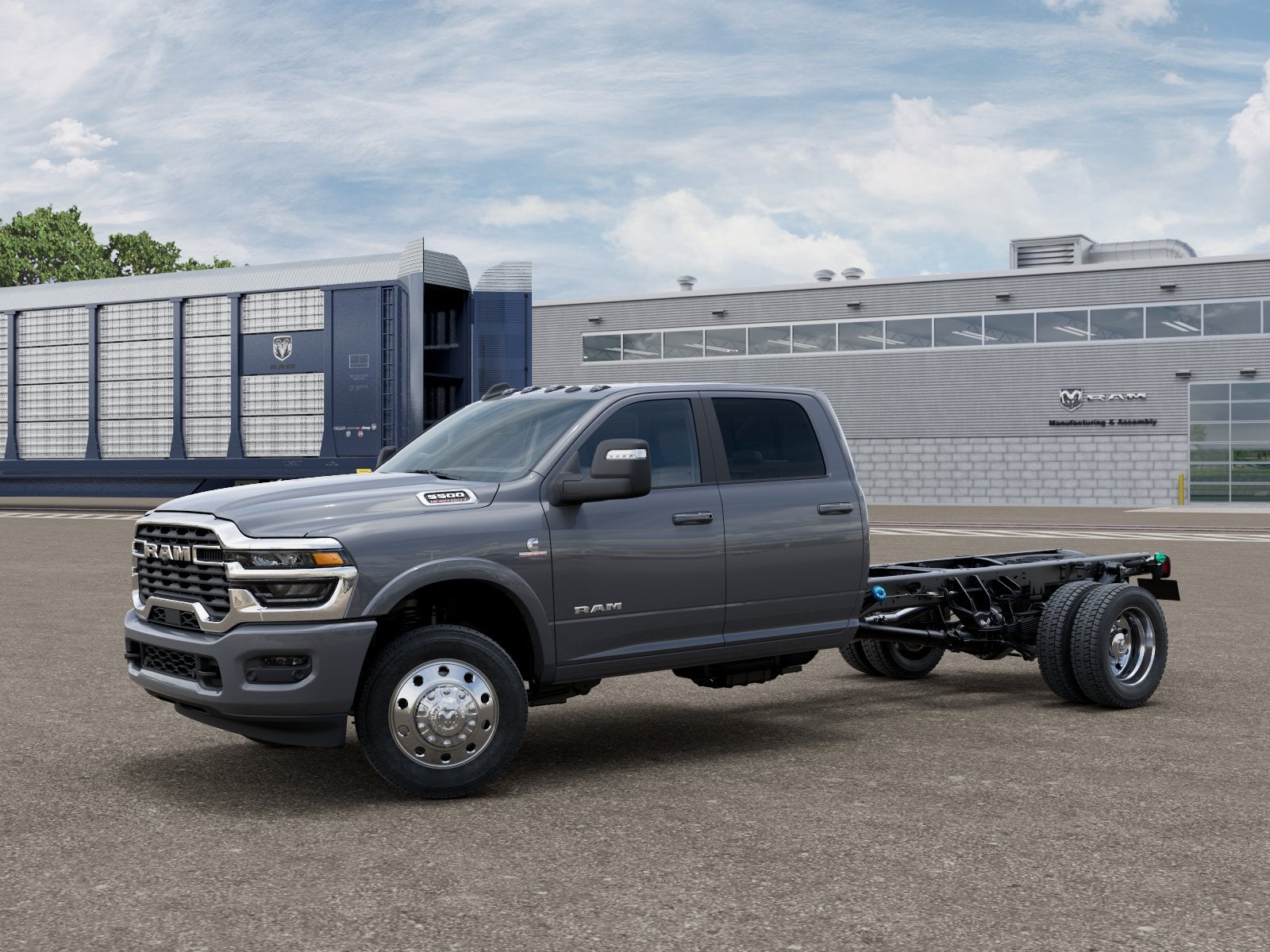 2026 RAM 5500 Chassis Cab RAM 5500 BIG HORN CHASSIS CREW CAB 4X4 84' CA