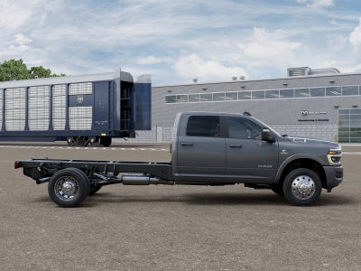 2026 RAM 5500 Chassis Cab RAM 5500 BIG HORN CHASSIS CREW CAB 4X4 84' CA