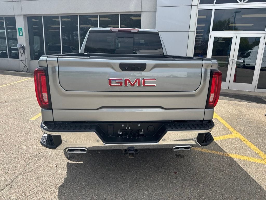 2023 GMC Sierra 1500 4WD Crew Cab Standard Box SLT