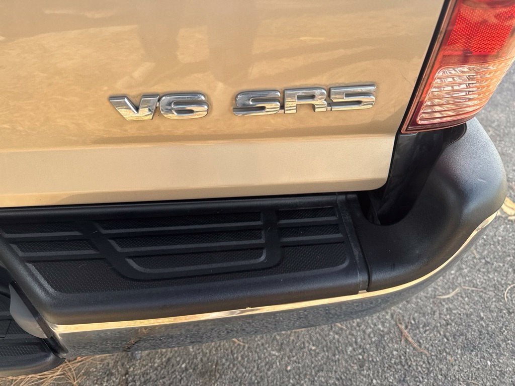 2005 Toyota Tacoma Base V6