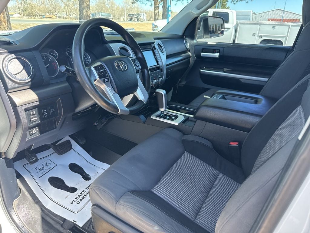 2014 Toyota Tundra SR5 5.7L V8