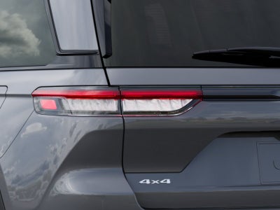 2027 Jeep Grand Cherokee Laredo X