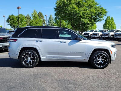 2023 Jeep Grand Cherokee Summit Reserve