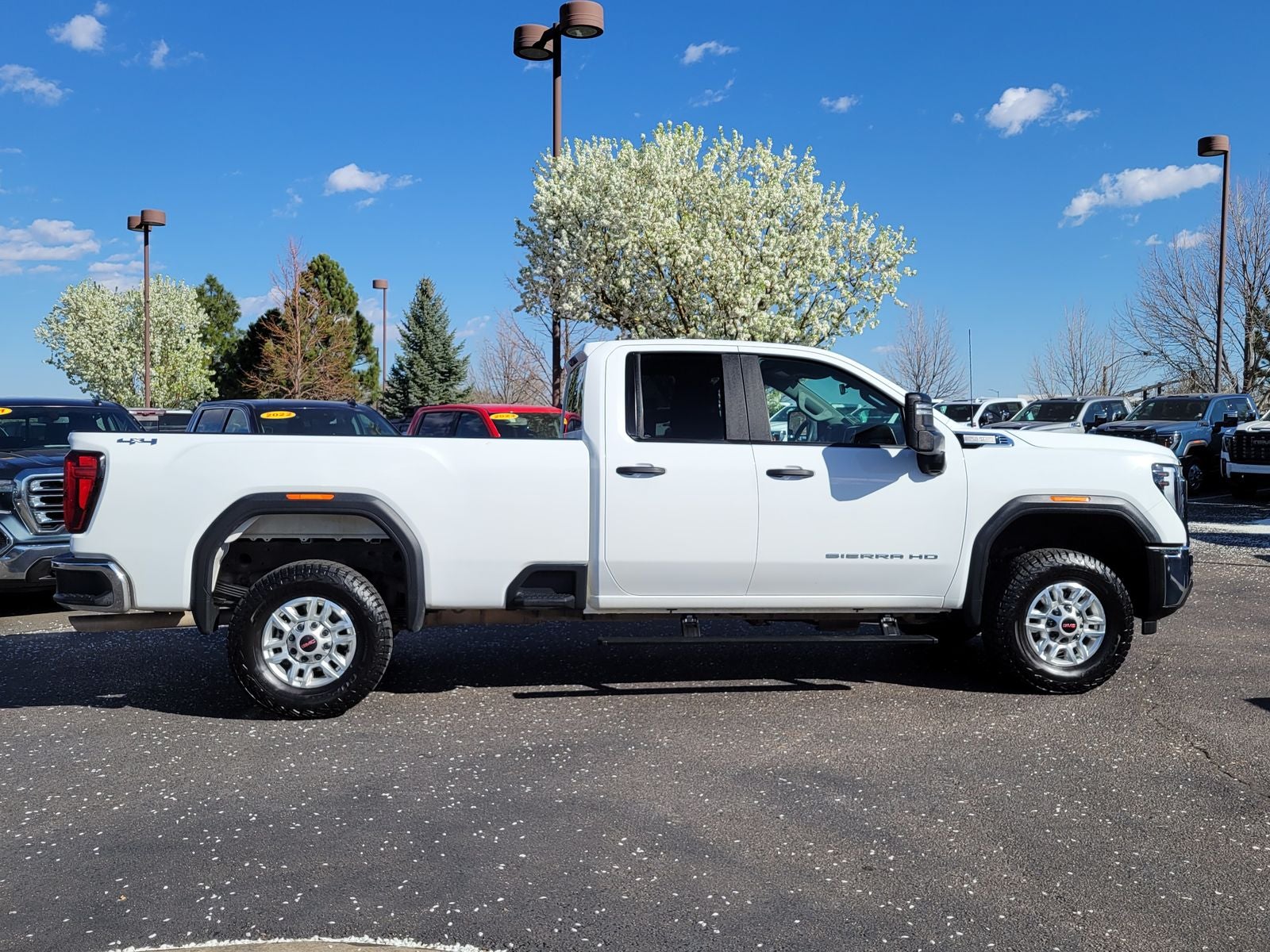 2024 GMC Sierra 2500HD Pro