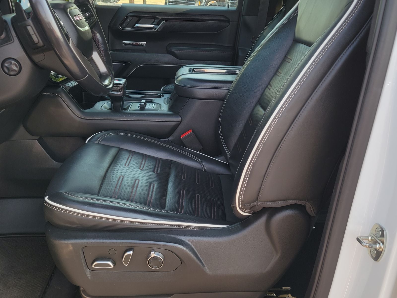 2022 GMC Sierra 1500 AT4X