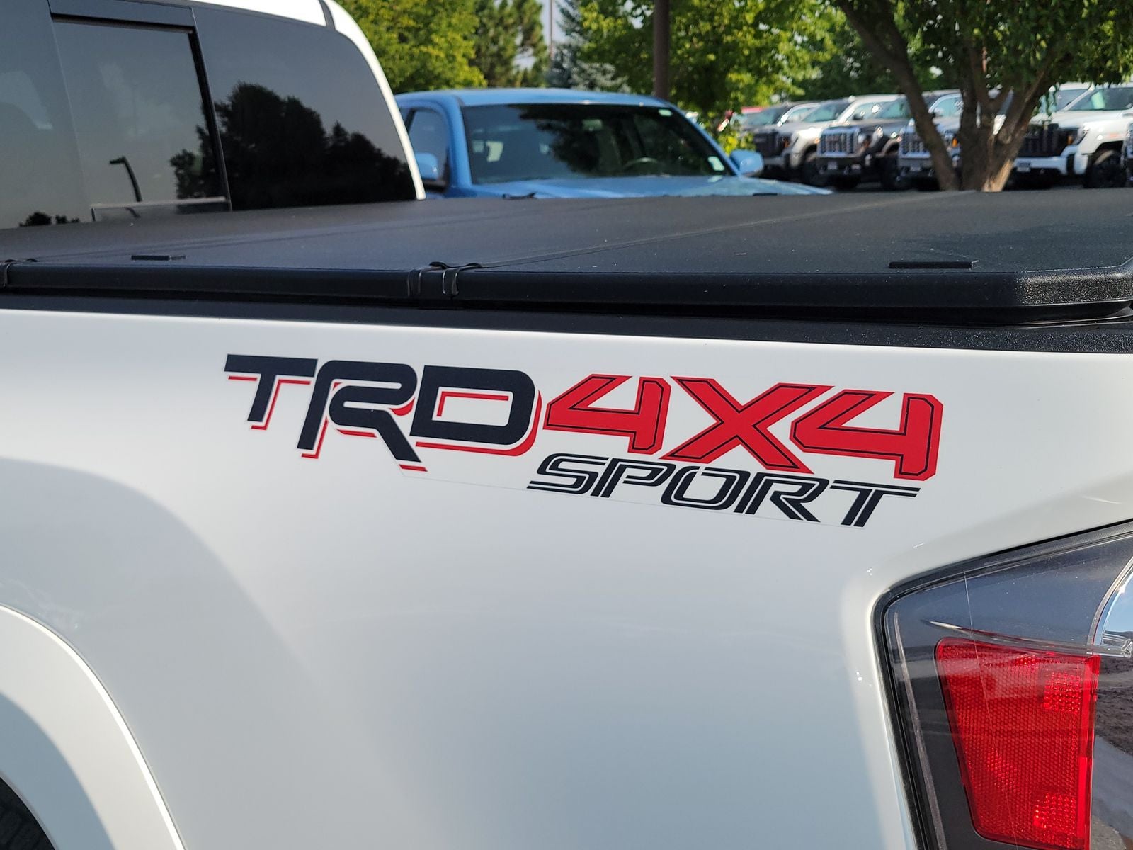 2023 Toyota Tacoma TRD Sport V6