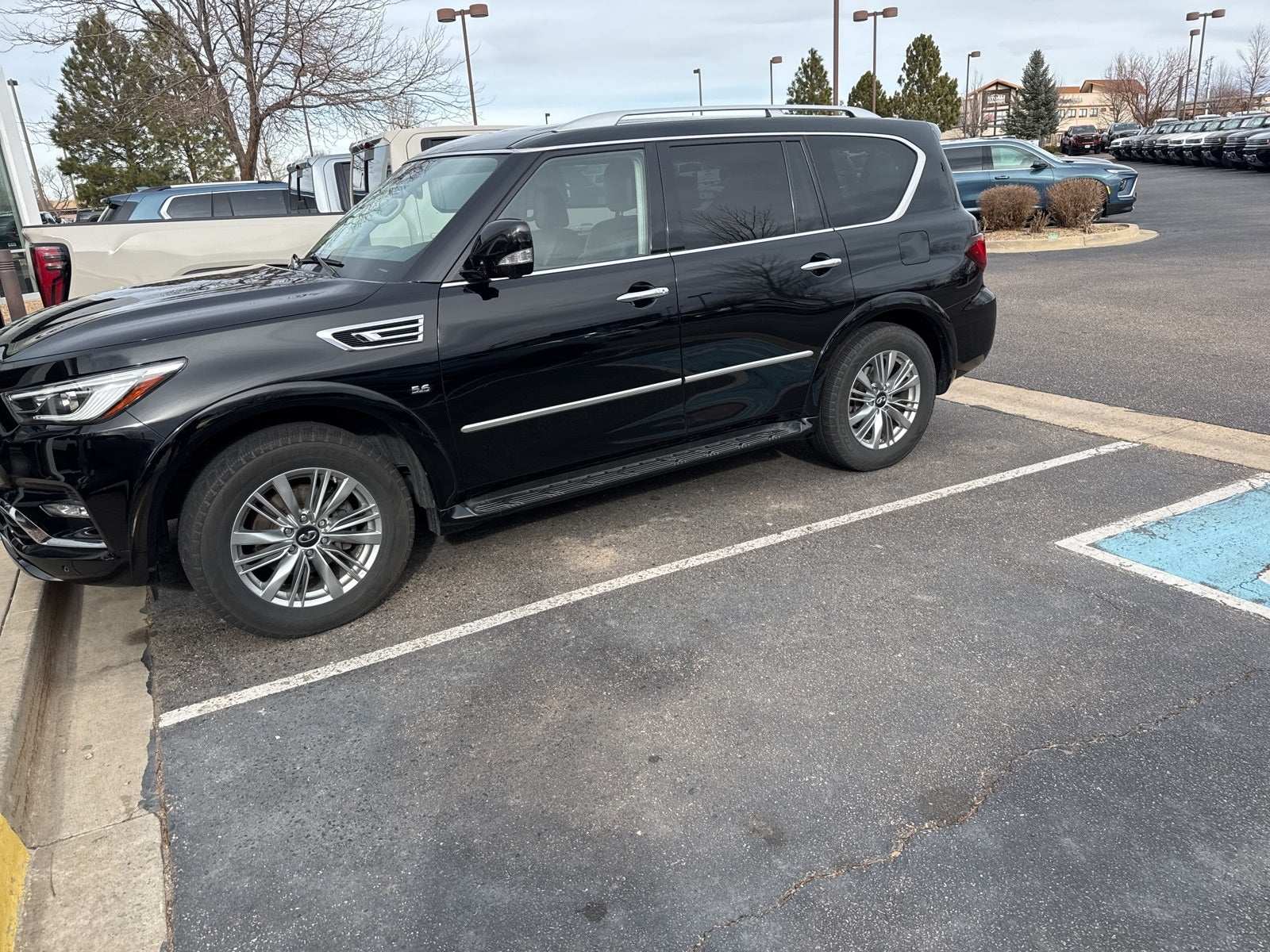 2018 INFINITI QX80 Base