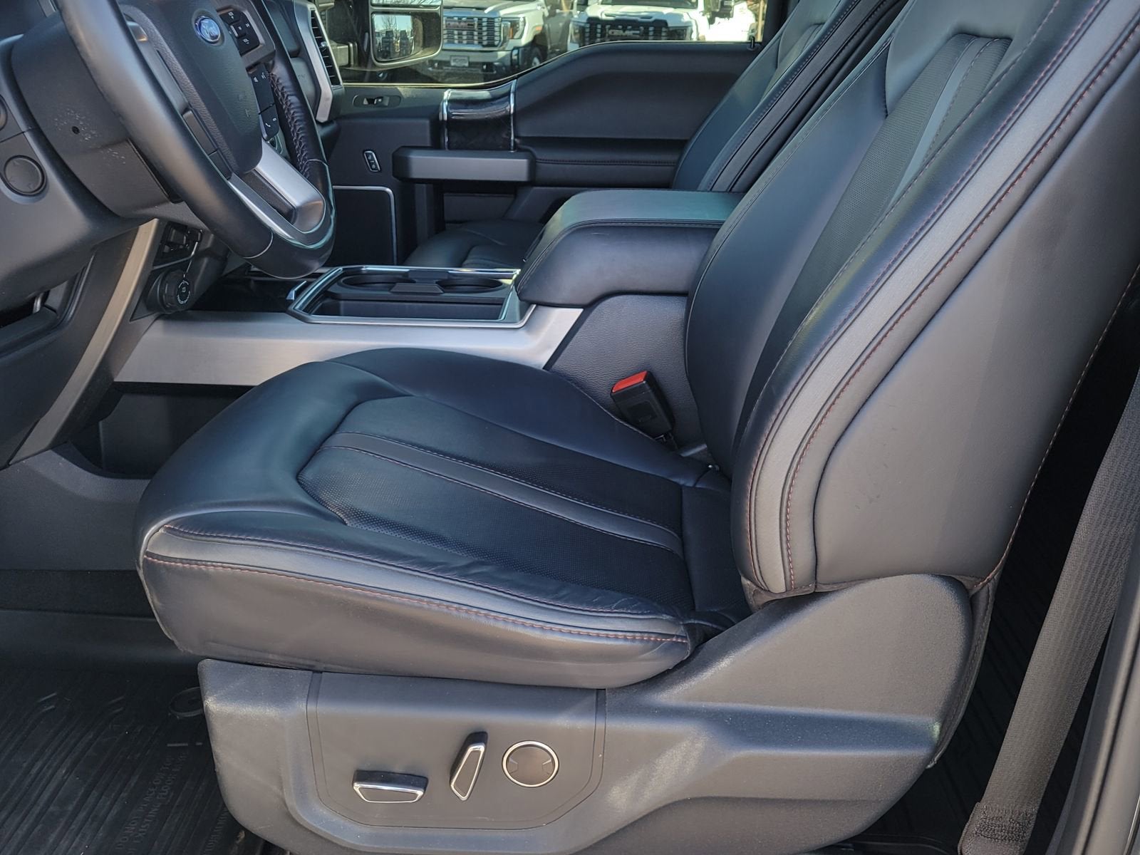 2022 Ford Super Duty F-350 SRW XL