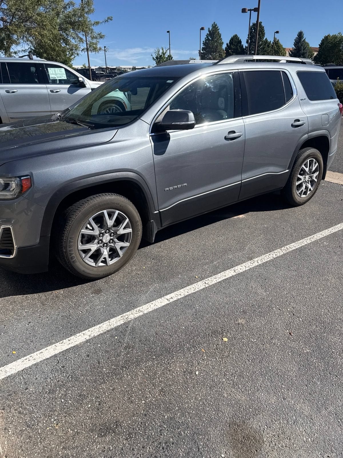 2021 GMC Acadia SLT