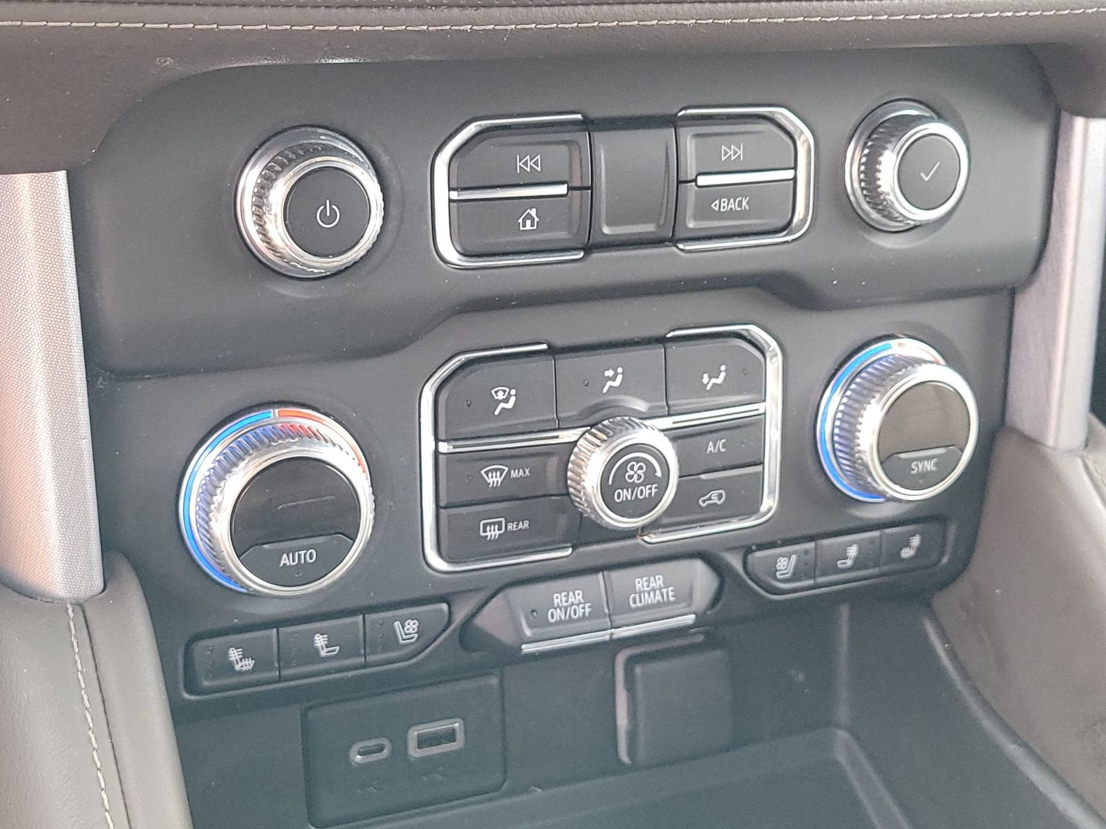 2021 GMC Yukon XL SLT