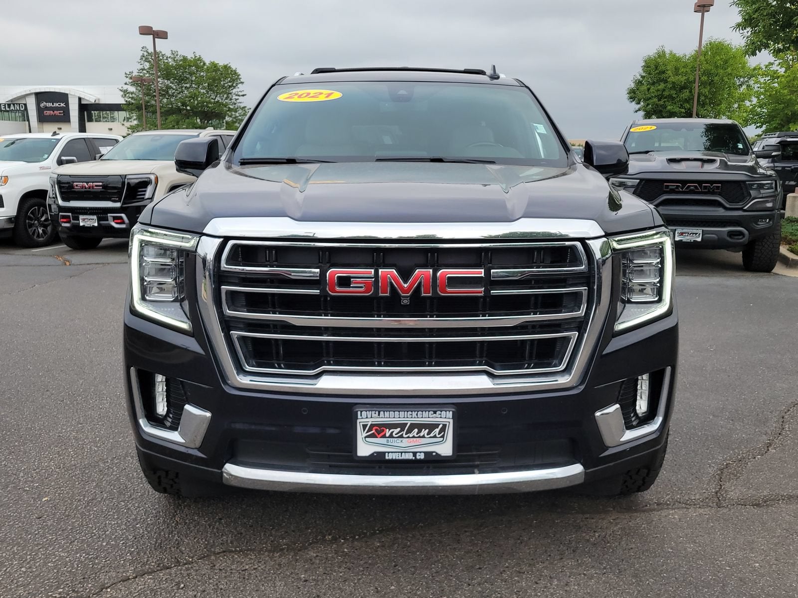 2021 GMC Yukon XL SLT