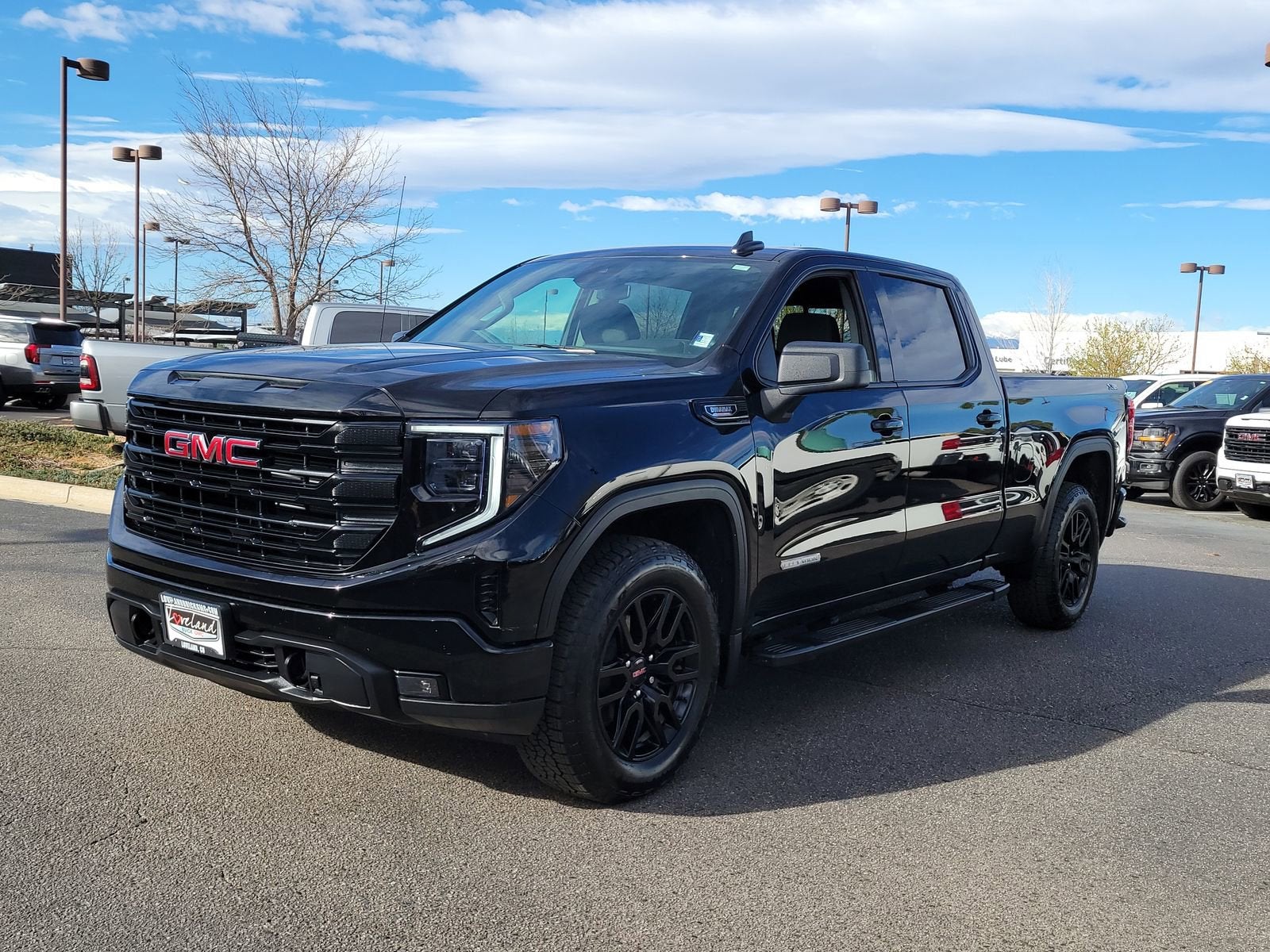 2025 GMC Sierra 1500 Elevation