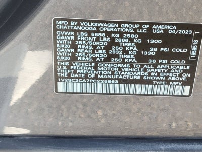 2023 Volkswagen Atlas Cross Sport 2.0T SEL R-Line Black