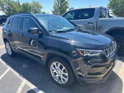 2023 Jeep Compass Latitude Lux FWD