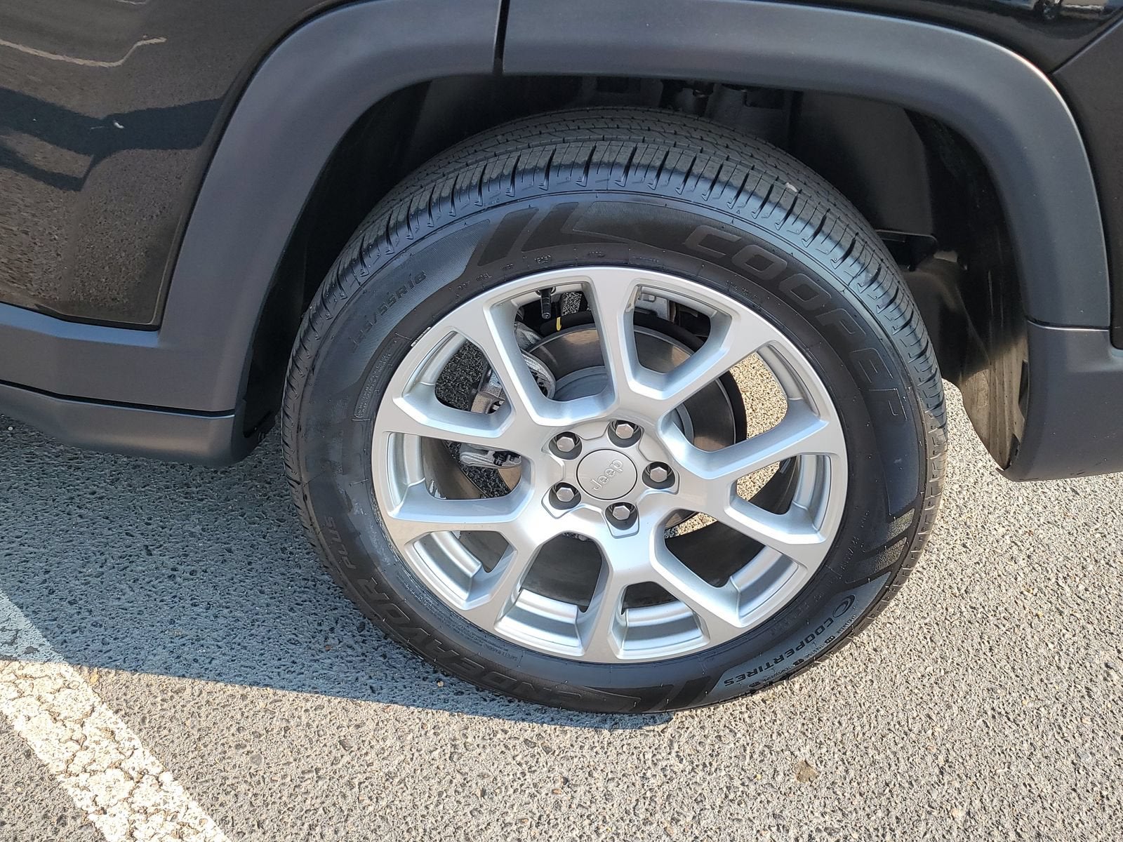 2023 Jeep Compass Latitude Lux FWD