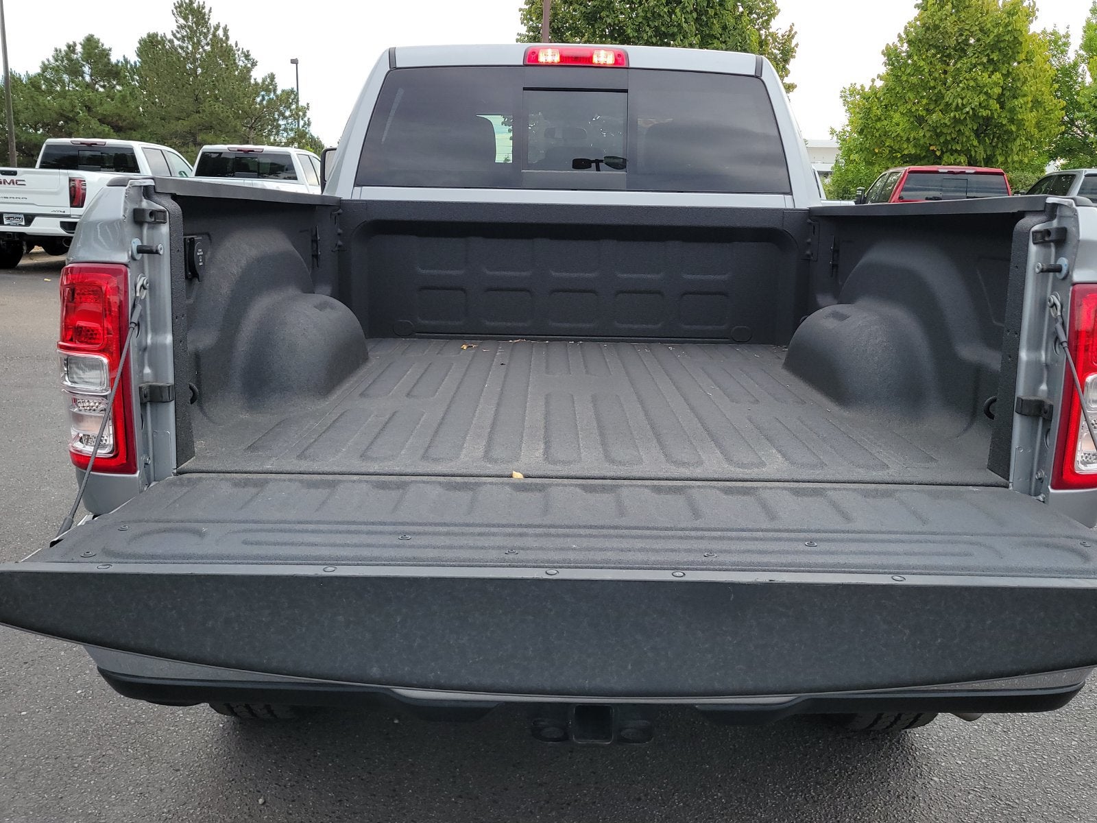 2024 RAM 2500 Tradesman Crew Cab 4x4 6'4" Box